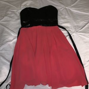 Coral pink Strapless Homecoming Dress